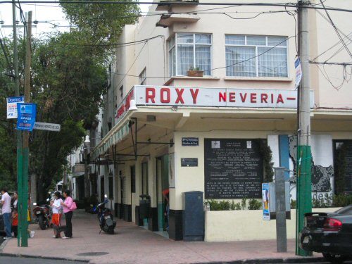 The corner storefront of Nevería Roxy in Condesa